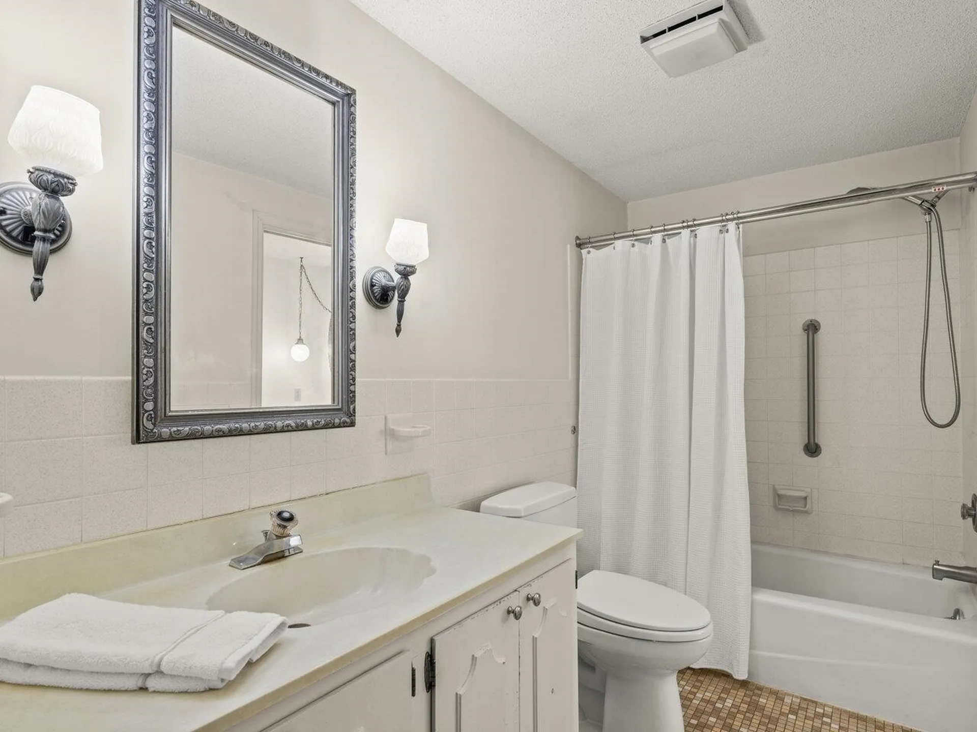 69 Joy Drive South Burlington VT 05403