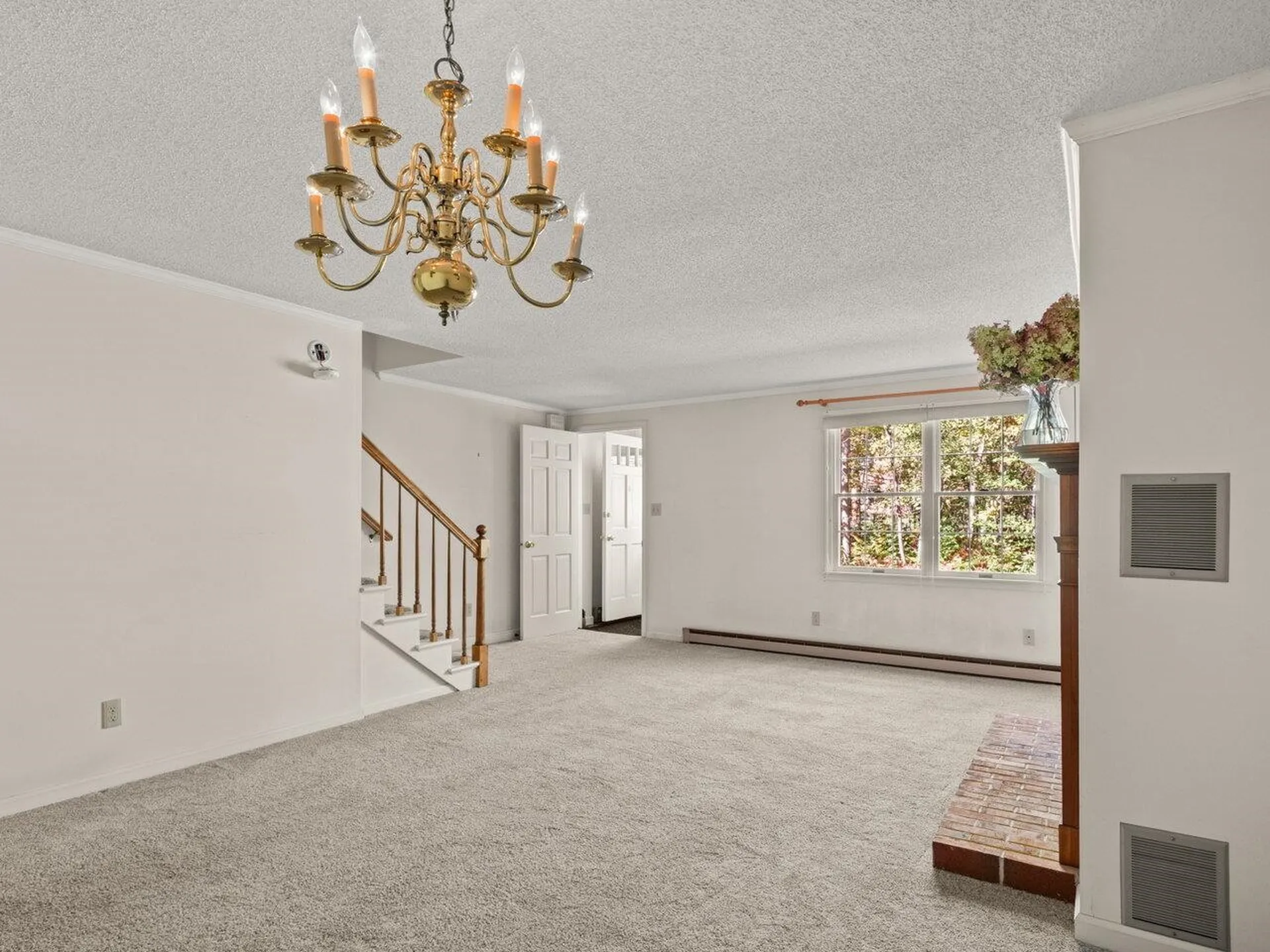 69 Joy Drive South Burlington VT 05403