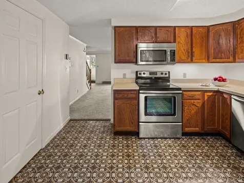 69 Joy Drive South Burlington VT 05403