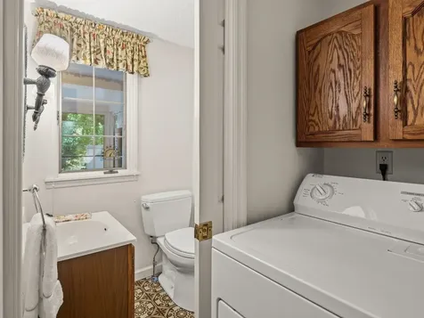 69 Joy Drive South Burlington VT 05403