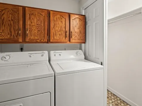 69 Joy Drive South Burlington VT 05403