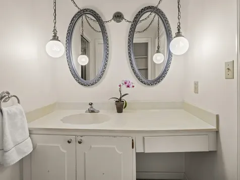 69 Joy Drive South Burlington VT 05403