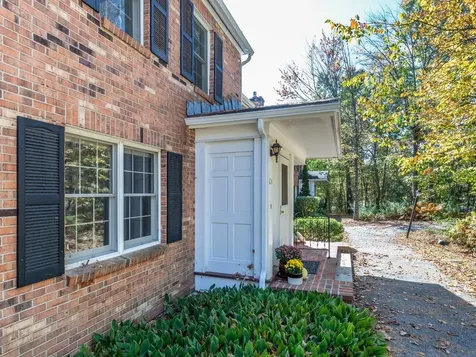 69 Joy Drive South Burlington VT 05403