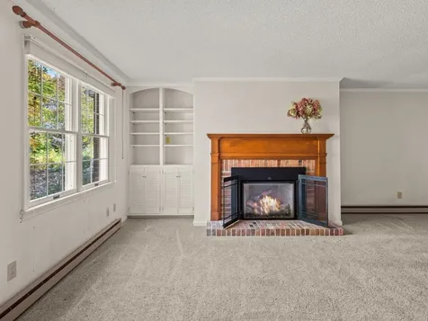 69 Joy Drive South Burlington VT 05403