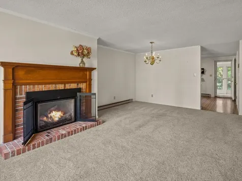 69 Joy Drive South Burlington VT 05403