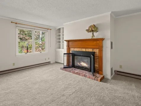 69 Joy Drive South Burlington VT 05403