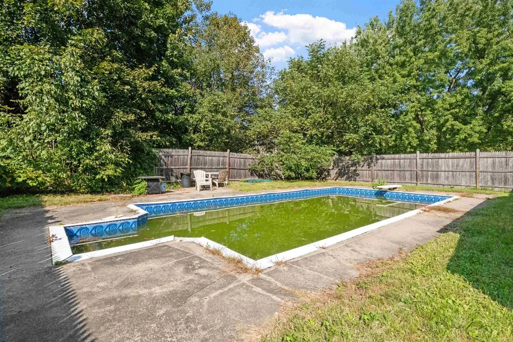 9 Fairview Street Springfield VT 05156