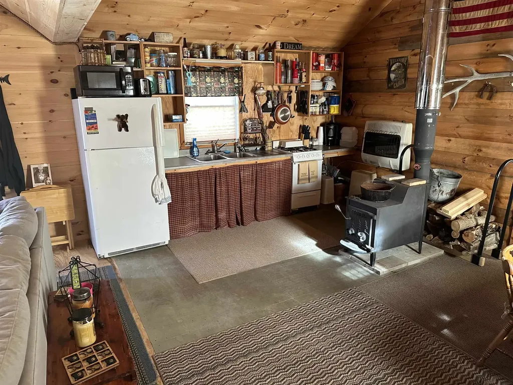 393 G P Loop Clarksville NH 03592