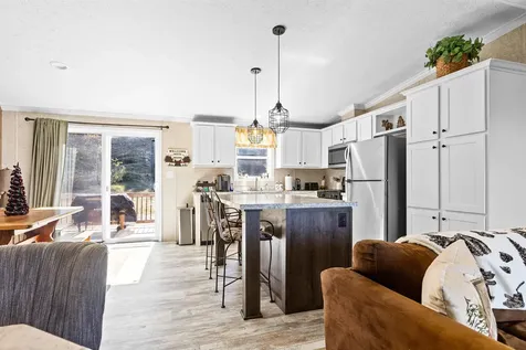 48 Jason Avenue Jefferson NH 03583