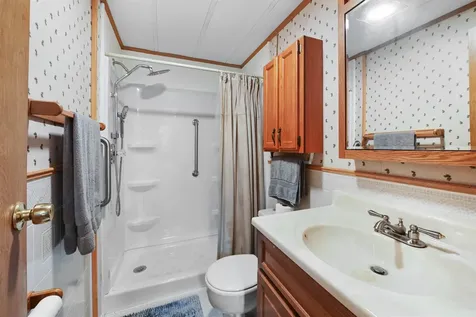 19 Wyndham Road Colchester VT 05446