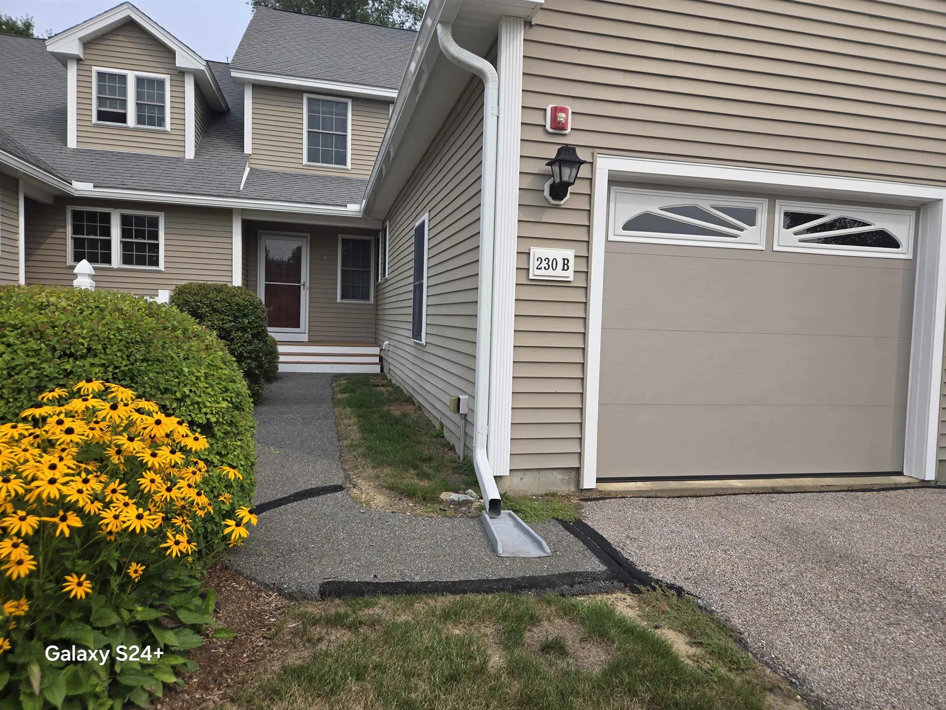 Pembroke NH, 230 Liberty Drive, Unit B