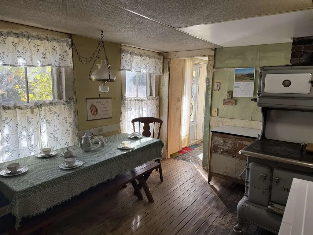 104 Karen Day Road Halifax VT 05358