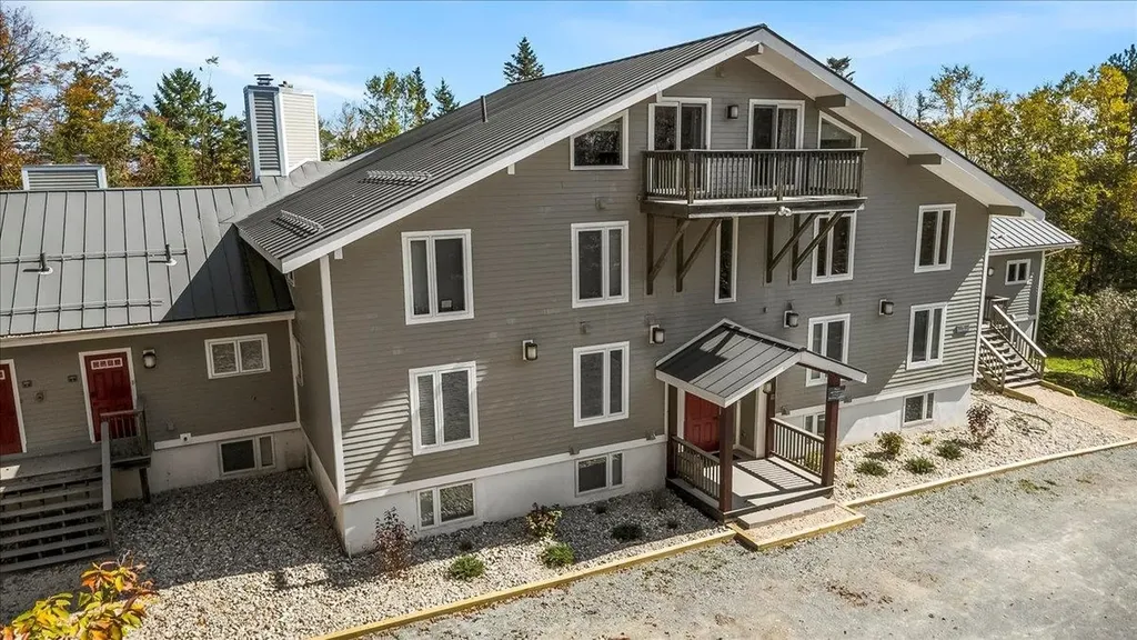 78 Farm Road Peru VT 05152