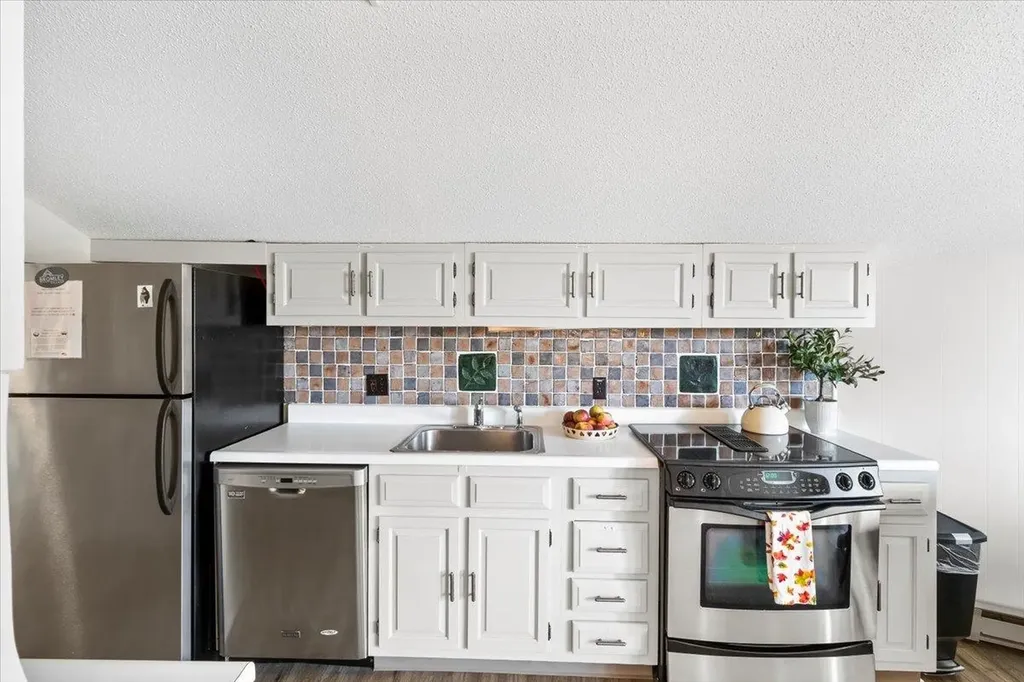 78 Farm Road Peru VT 05152