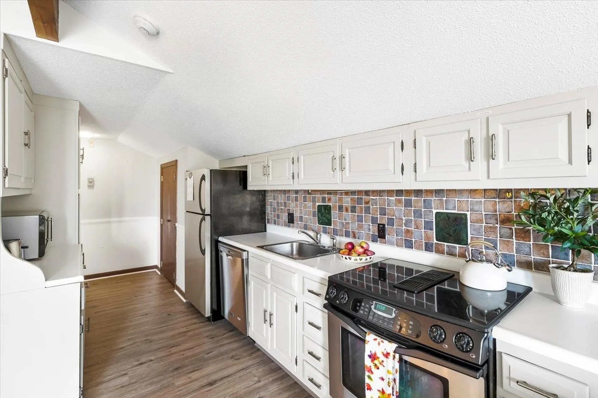 78 Farm Road Peru VT 05152