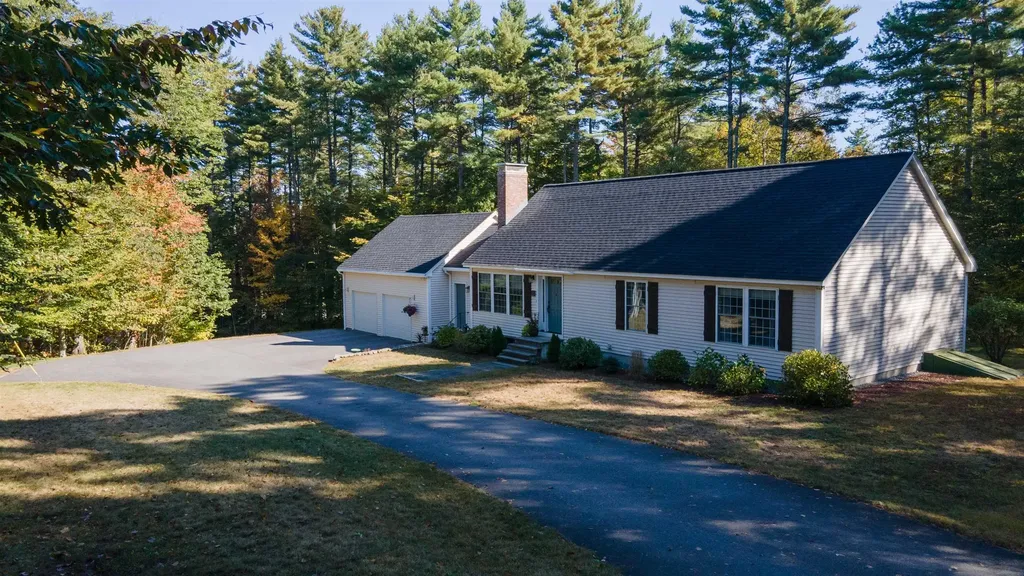 17 Jolly Farm Road Sutton NH 03221