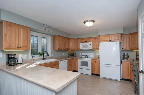 17 Jolly Farm Road Sutton NH 03221