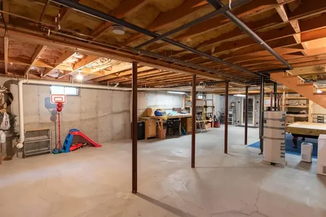 17 Jolly Farm Road Sutton NH 03221