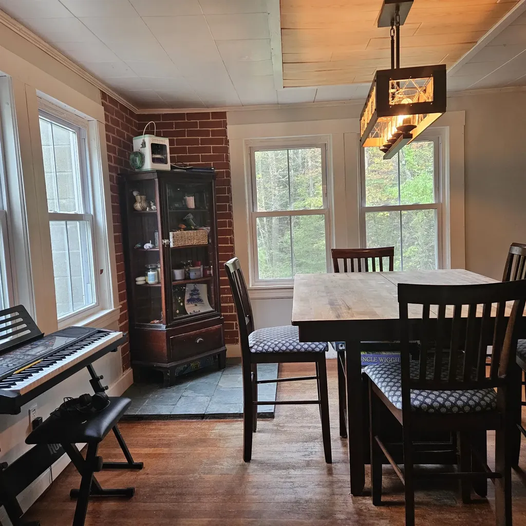 129 Marlborough Road Troy NH 03465