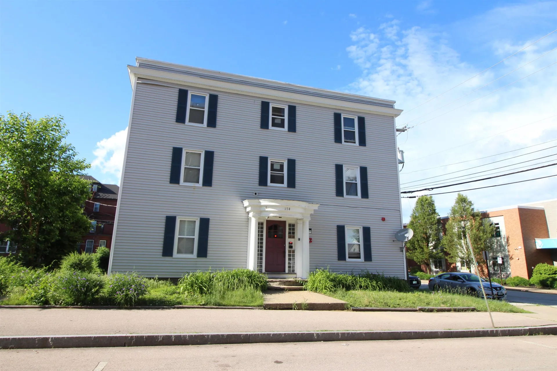 174 Concord Street Manchester NH 01303