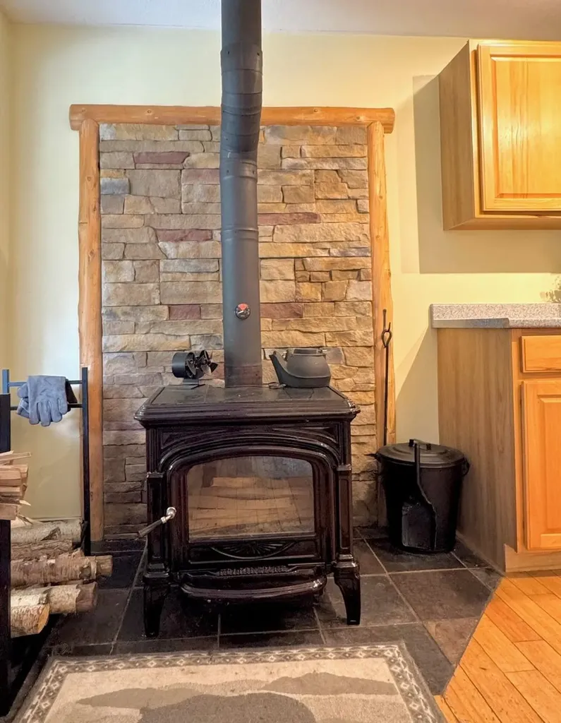 23 Intervale Avenue Richford VT 05476