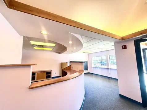 18 Lafayette Road North Hampton NH 03862