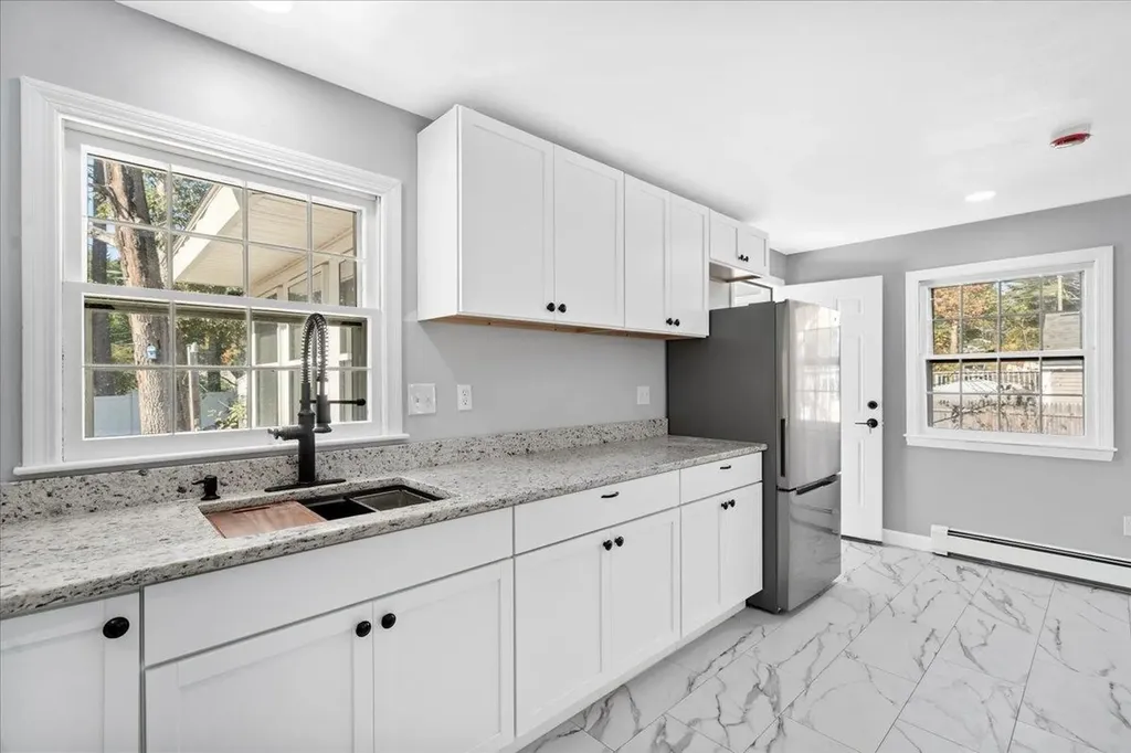 7 Beacon Drive Merrimack NH 03054