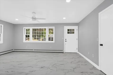 7 Beacon Drive Merrimack NH 03054