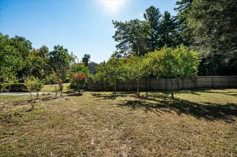 7 Beacon Drive Merrimack NH 03054