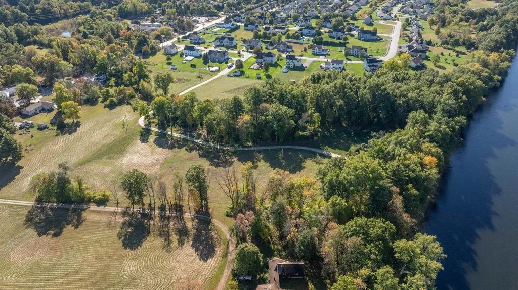 12 Leclair Drive Hudson NH 03051