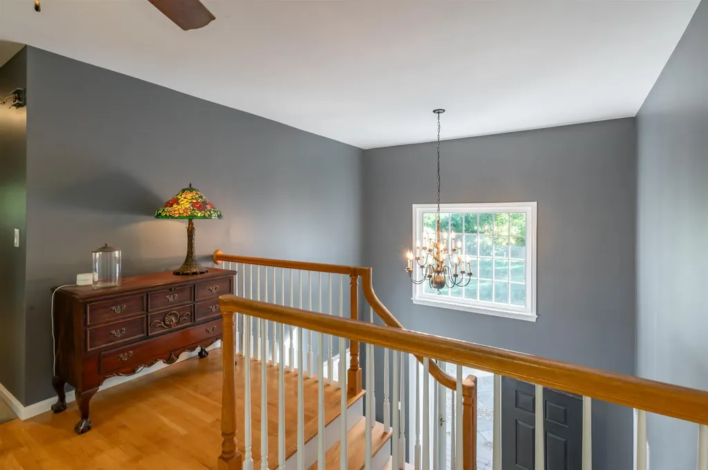 12 Leclair Drive Hudson NH 03051