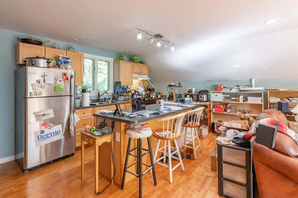 12 Leclair Drive Hudson NH 03051