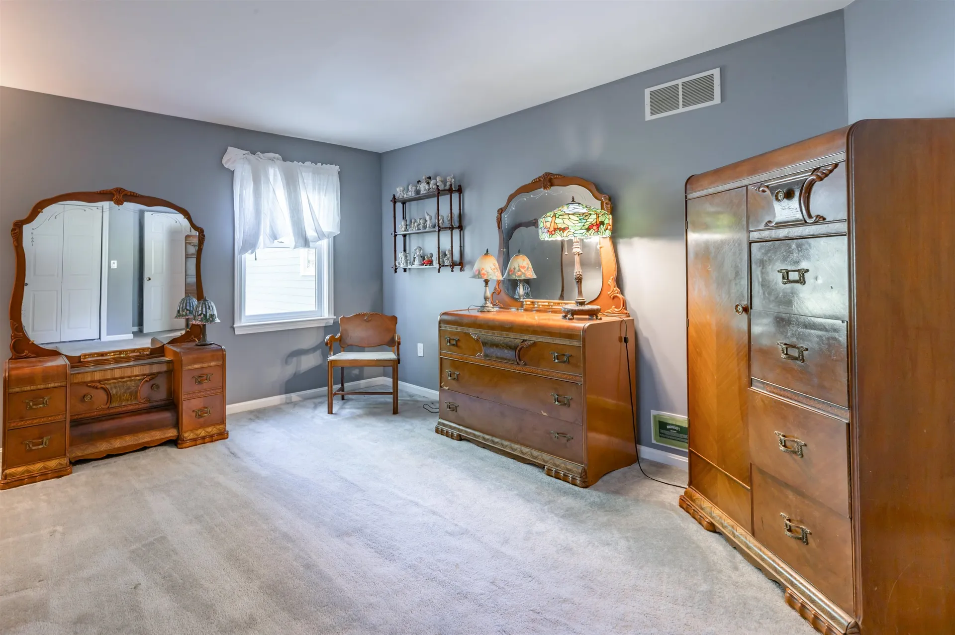 12 Leclair Drive Hudson NH 03051