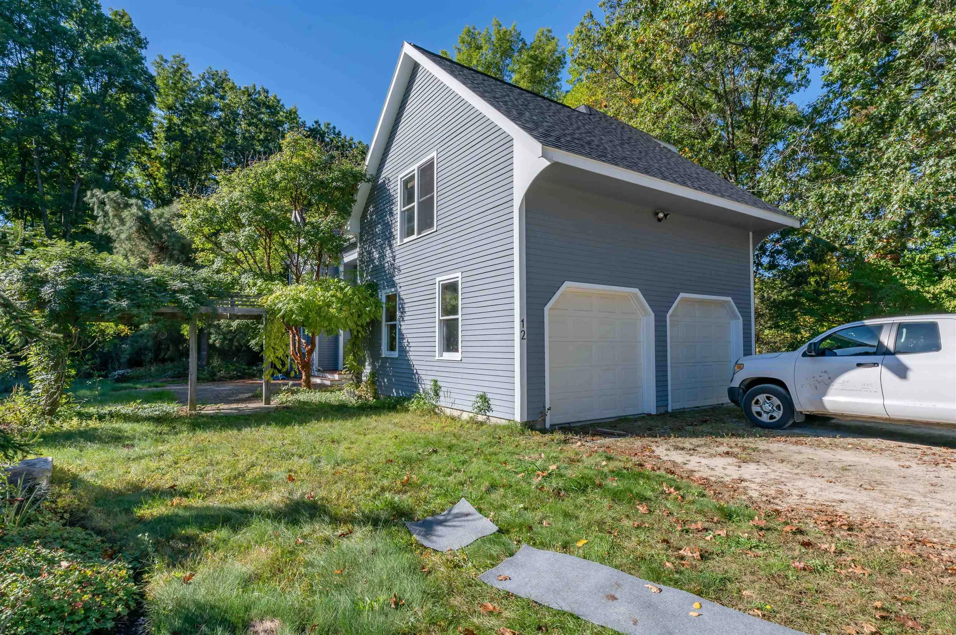 12 Leclair Drive Hudson NH 03051