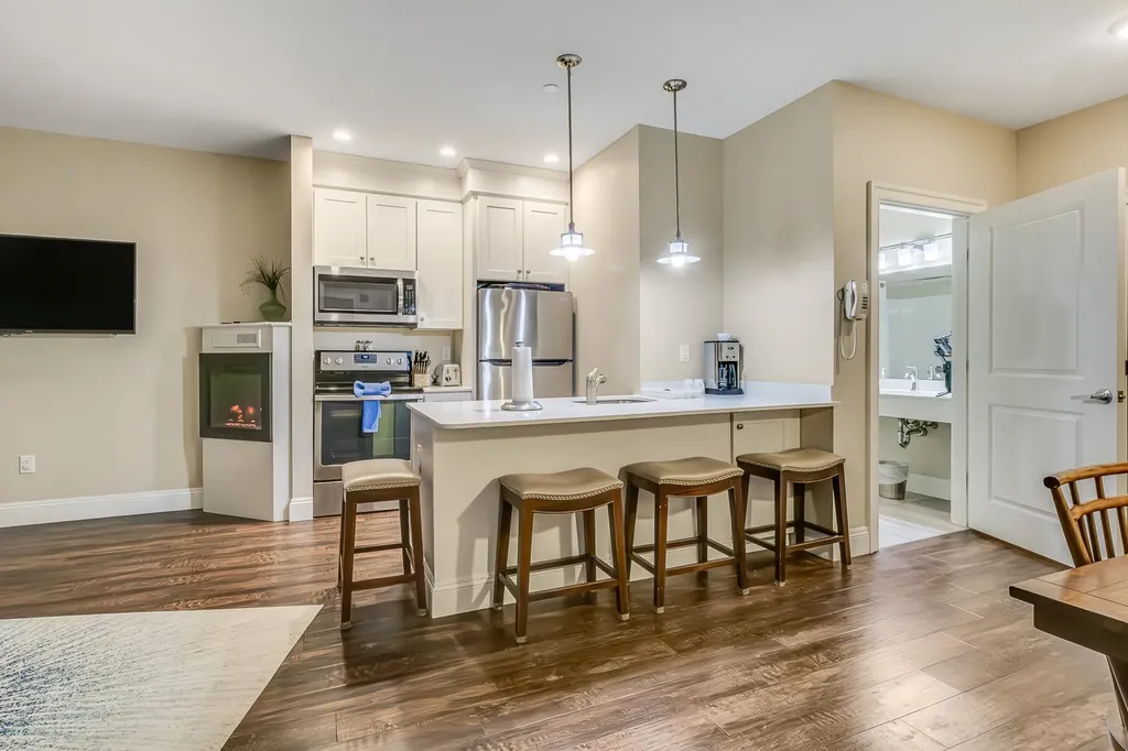 1 Ocean Avenue York ME 03909