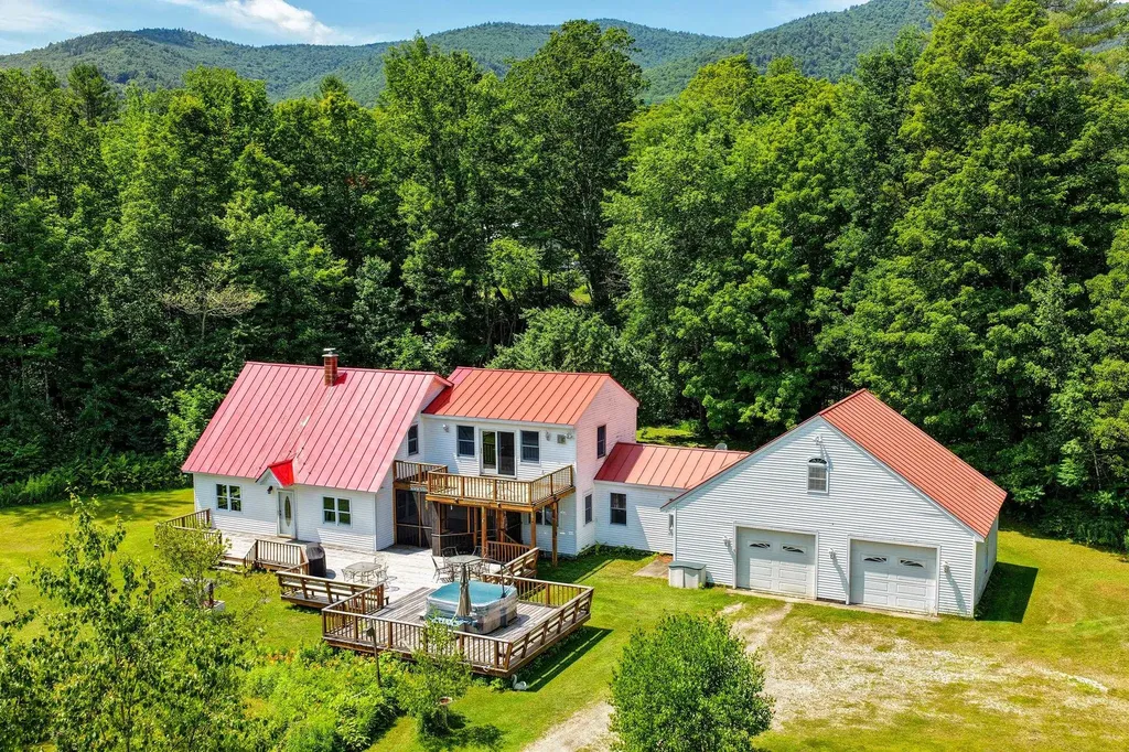 2140 Brandon Mountain Road Rochester VT 05767