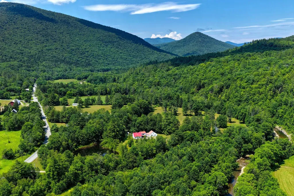 2140 Brandon Mountain Road Rochester VT 05767