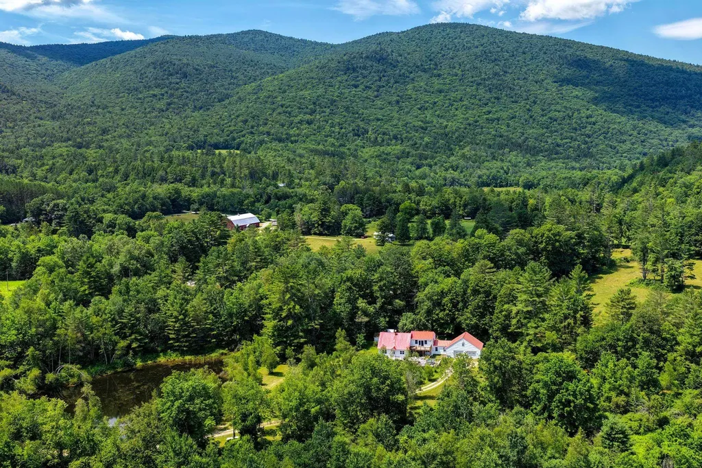 2140 Brandon Mountain Road Rochester VT 05767
