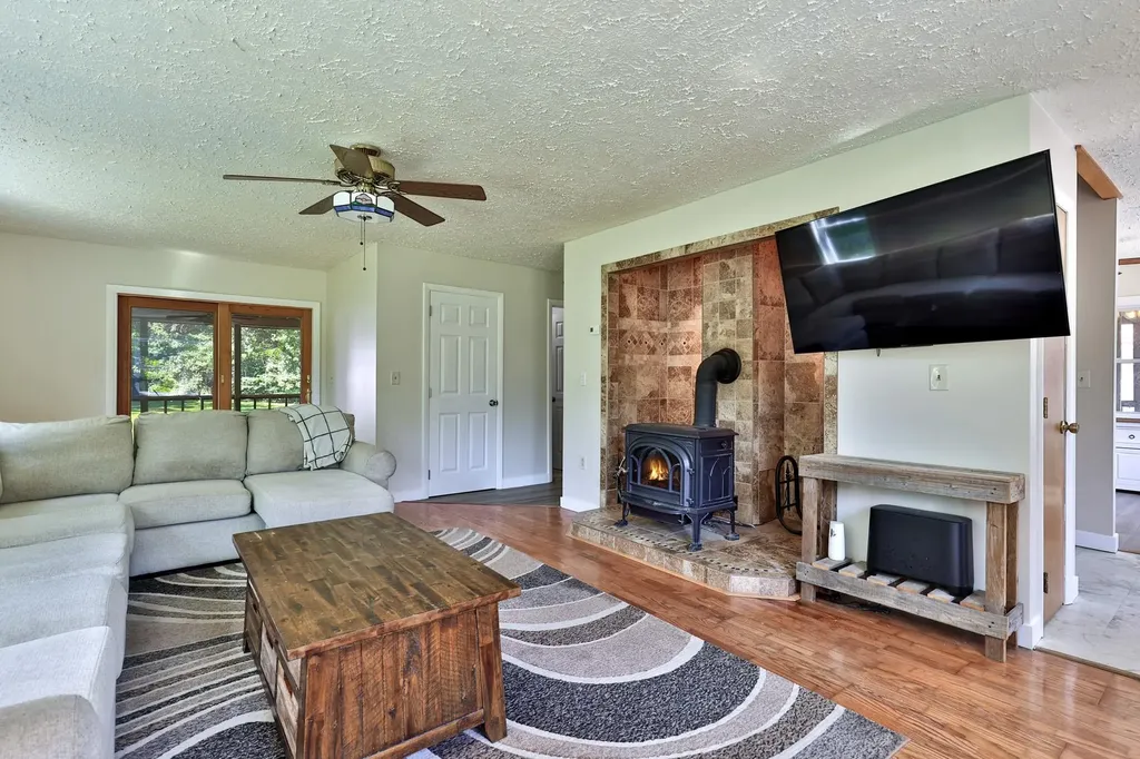2140 Brandon Mountain Road Rochester VT 05767