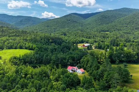 2140 Brandon Mountain Road Rochester VT 05767