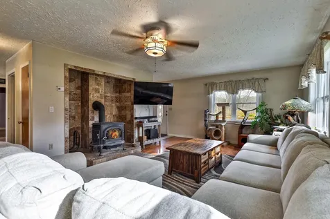 2140 Brandon Mountain Road Rochester VT 05767