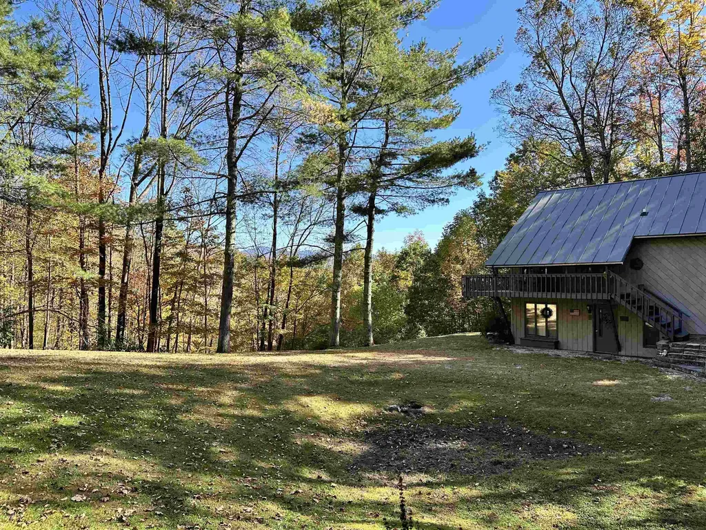 1724 Sangamon Road Pittsford VT 05763