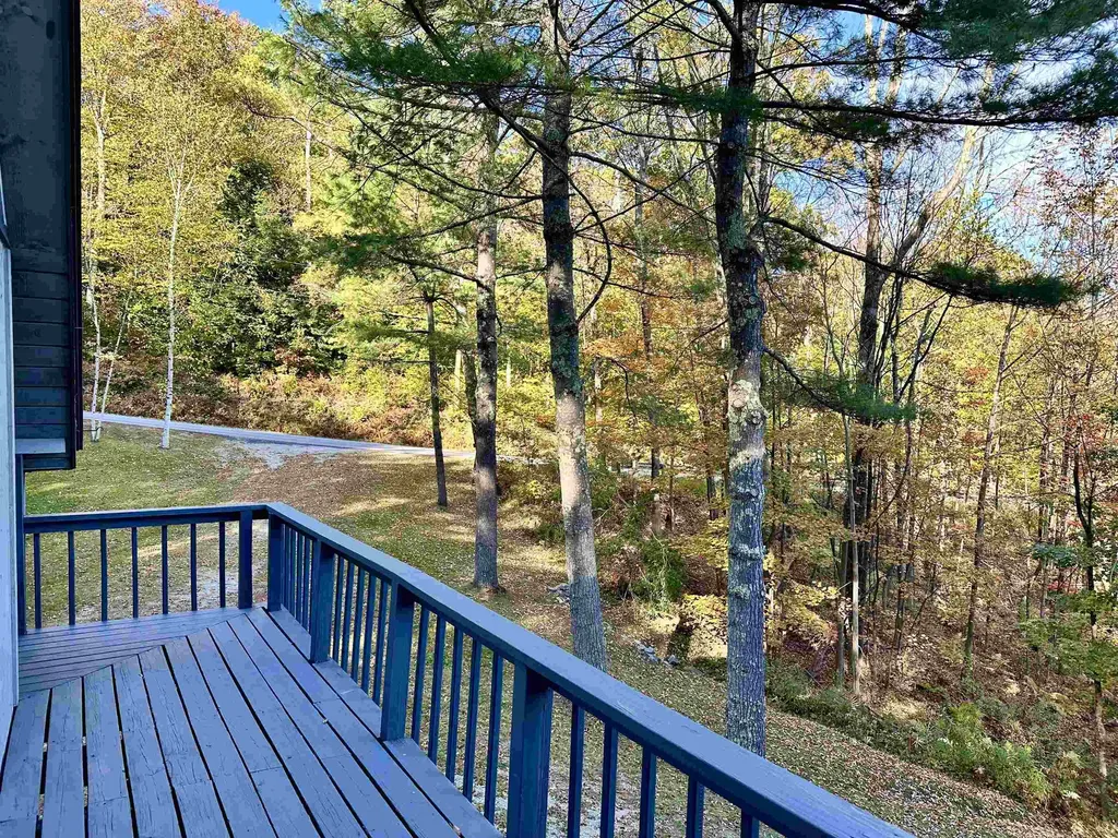 1724 Sangamon Road Pittsford VT 05763