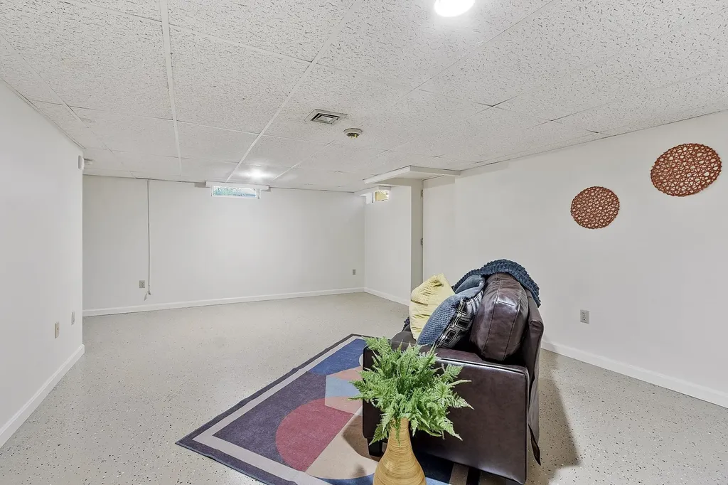 153 Coffin Road Epping NH 03042