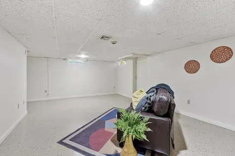 153 Coffin Road Epping NH 03042