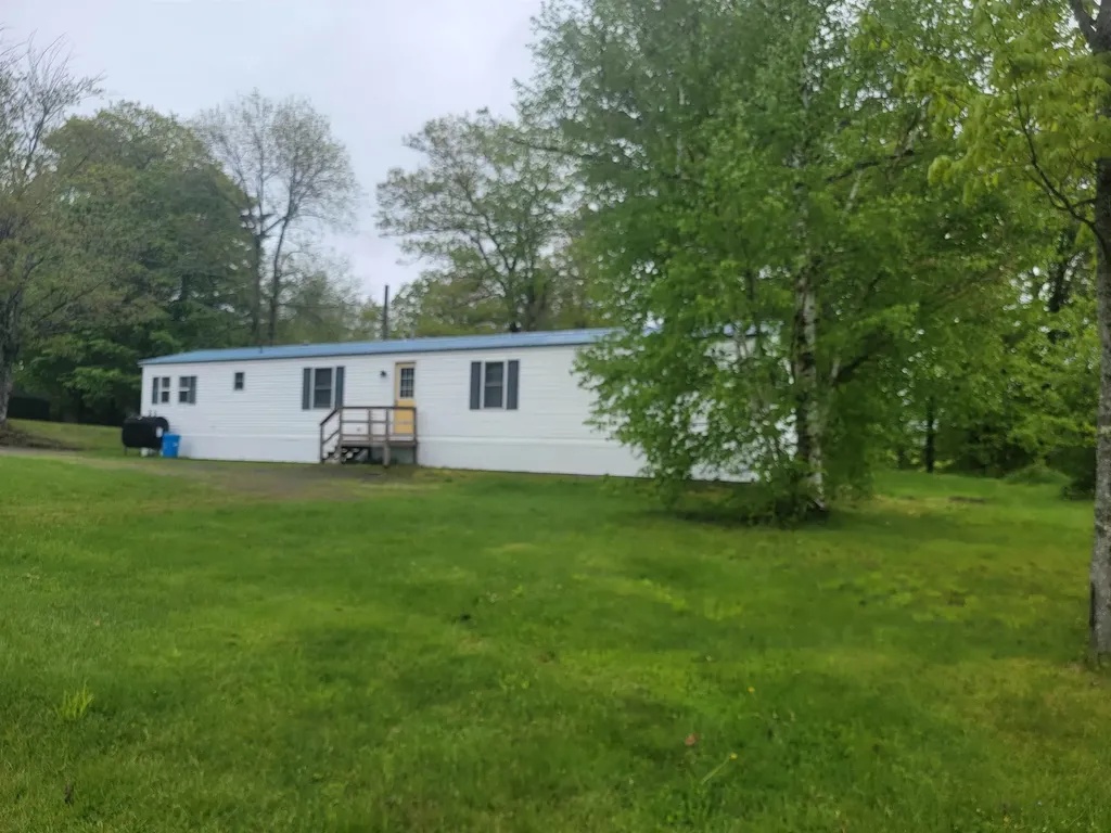 41 Crow Hill Street Northumberland NH 03582