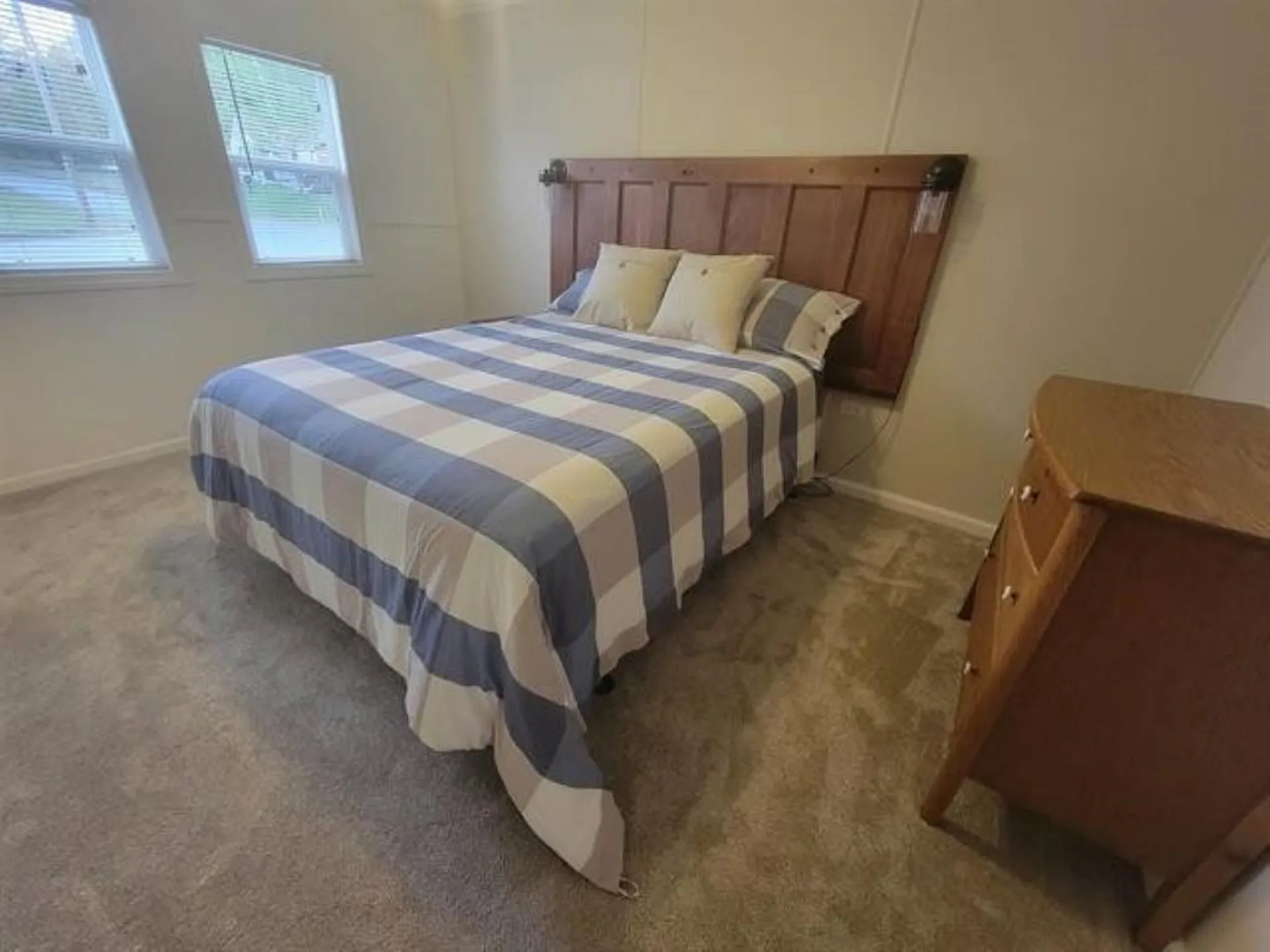 41 Crow Hill Street Northumberland NH 03582