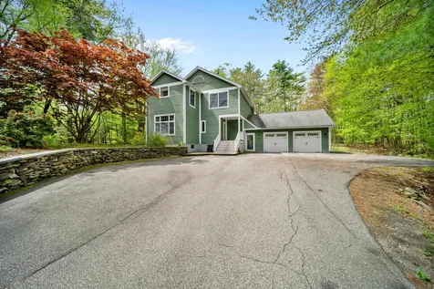 32 Wellesley Drive Bedford NH 03110