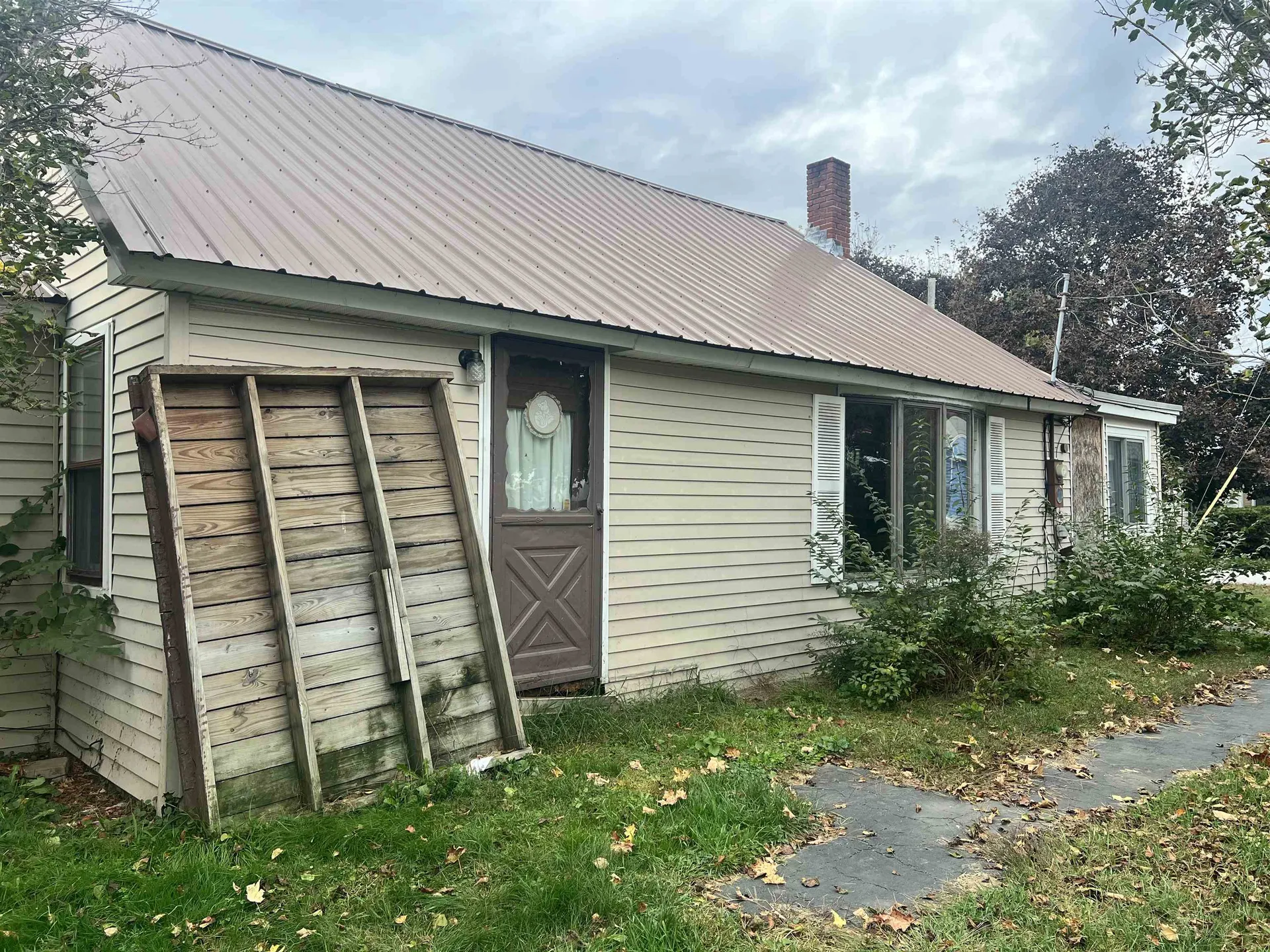 13 Fairbanks Road Newport NH 03773