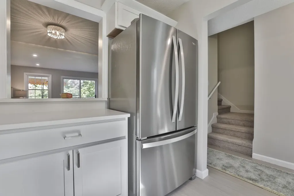 6 Veterans Road Amherst NH 03031